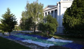 У Києві знесли незаконний “храм” УПЦ МП на місці Десятинної церкви