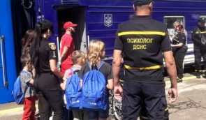 На Рівненщину прибув вже восьмий потяг з евакуйованими з Донеччини