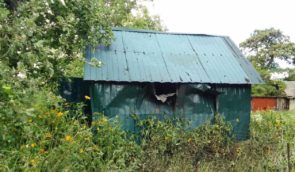 Окупанти вдарили КАБами по селу на Харківщині, четверо людей дістали поранення