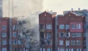 Russians hit nine-storey building in Dnipro, killing one person and injuring other civilians