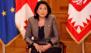 Президентка Грузії подала позов до Конституційного суду, вимагаючи зупинити дію закону про “іноагентів”