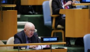 Росія нагодувала гостей обіду в ООН котлетами по-київськи після засідання, де брехала про атаку на “Охматдит”