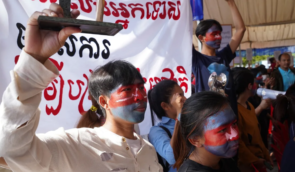 В Камбоджі десятьох екоактивістів відправили за ґрати за “змову проти влади” та “образу короля”