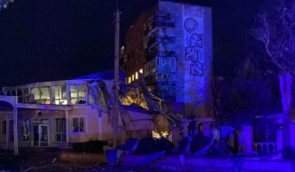 Russia struck hotel in Kramatorsk Donetsk Oblast: Two journalists injured, one trapped under rubble