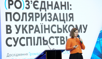 Життя в окупації: чи впливає цей досвід на ставлення інших українців – соцопитування