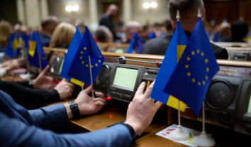 Парламент ухвалив законопроєкт про безоплатну правову допомогу постраждалим від злочинів на ґрунті нетерпимості, не врахувавши ознаки СОГІ