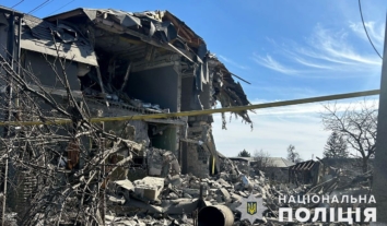 Russians kill three and injure six people in attacks on Donetsk region