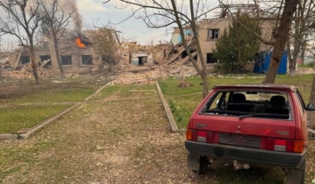 Окупанти поранили на Херсонщині двох чоловіків, і ще восьмеро людей постраждали від російських атак минулої доби