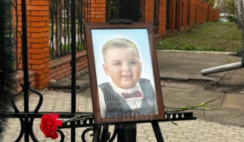 У Кривому Розі поховали наймолодшого загиблого внаслідок удару росіян 4 квітня