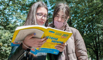 Як абітурієнтам з окупації підготуватися до ЗНО: правозахисники підготували пояснення