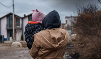 З російської окупації повернули дівчинку, яка понад три роки не бачила батька