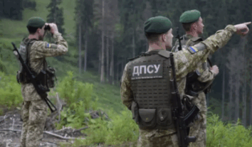 Рада та уряд обговорюють ідею, щоб дозволити чоловікам до 25 років покидати країну