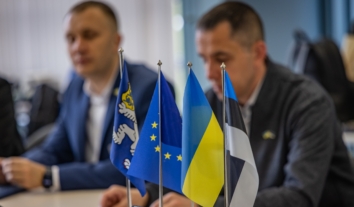 Українські поліціятни поділились досвідом роботи під час війни з колегами із Естонії