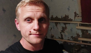 Активіст Віталій Шабунін заявив, що ДБР і ОГП “злили” його інтимні фото з телефону, вилученого під час обшуку