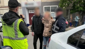 У Сумах молоду жінку засудили за те, що вона намагалася продати свою малолітню дитину