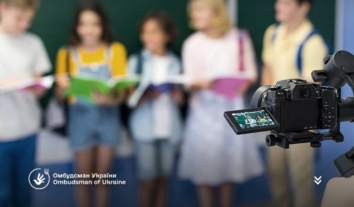 Омбудсман закликав батьків і вчителів не поширювати фото дітей у соцмережах