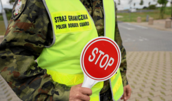 З Польщі почали депортувати українців, яких затримали під час концерту білоруського репера Макса Коржа