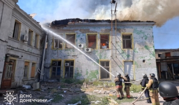 Минулої доби росіяни атакували Донеччину, Дніпропетровщину, Сумщину та Херсонщину: є загиблі та поранені