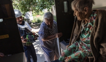 Із Костянтинівської громади на Донеччині евакуювали 12 мирних жителів