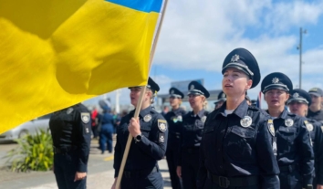 Уряд пропонує, щоб чоловіків та жінок було порівну в комісіях, куди скаржитимуться на сексизм у поліції