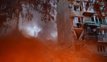 В одному з районів Києва майже чверть житла пошкоджено російськими ударами