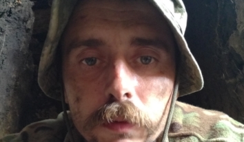 Чернівецький фотокореспондент та військовий Ігор Константинюк зазнав поранення на фронті