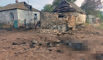 Росіяни обстріляли Білозерку на Херсонщині: є загиблий і поранена