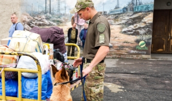 На вихідних до Рівного приїхали ще два потяги з переселенцями з Донеччини