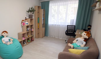 Дев’ять підрозділів поліції на Хмельниччині мають “зелені кімнати” для дітей-свідків та потерпілих