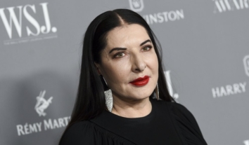 Мисткиня Марина Абрамович стане першою жінкою за 250 років, яка матиме персональну виставку у венеційській Галереї Академії Мисткиня Марина Абрамович стане першою жінкою за 250 років, яка матиме персональну виставку у венеційській Галереї Академії