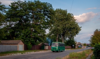 Вибух невідомого предмета на Київщині забрав життя жінки та поранив чоловіка Вибух невідомого предмета на Київщині забрав життя жінки та поранив чоловіка