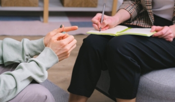 Уряд посилює підтримку ВПО в прифронтових регіонах: меддопомога, житло та зимові виплати