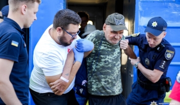 З початку літа майже 95 тисяч людей евакуювалися з прифронтових зон – Мінрозвитку