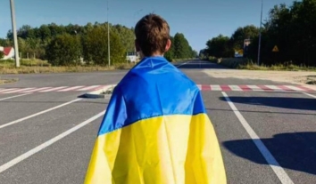 З тимчасово окупованих територій України додому вдалося повернути ще трьох юнаків