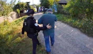 З-під російських обстрілів на Сумщині вивезли літню родину та їхню сусідку, яка лишилась без будинку