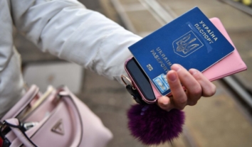 ЄС погодив спільні правила для повернення та інтеграції українців після завершення тимчасового захисту