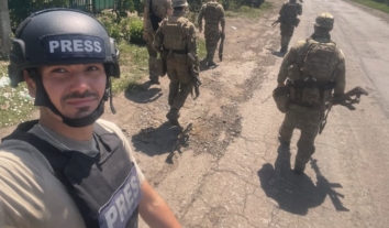 Знімальна група німецької газети Die Welt потрапила під російський обстріл на Сході України