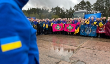 Из российского плена вернули 205 военных и гражданских