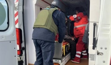 На Дніпропетровщині внаслідок атак дронів постраждали троє людей, пошкоджені будинки та інфраструктура