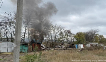 Russia kills 3 in rocket strike on Sloviansk Russia kills 3 in rocket strike on Sloviansk