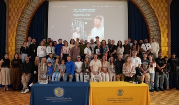 У Лос-Анджелесі презентували книгу військового Олексія Анулі, який 10 місяців був у російському полоні