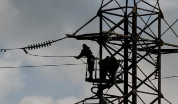 Російські удари по енергетиці: без світла 9 жовтня десятки тисяч людей у кількох регіонах