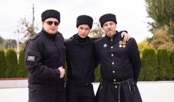 На окупованій Донеччині діє перший молодіжний “козачий загін”