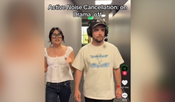 Рекламу Razer звинуватили в сексизмі через сюжет з балакучою дівчиною