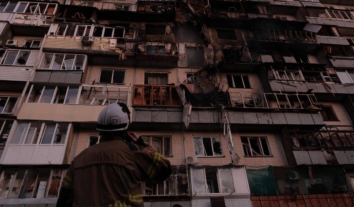 Уряд дає мільярд гривень на ремонт руйнувань від ударів РФ у майже сотні прифронтових громад