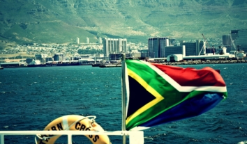 У ПАР заарештували чотирьох чоловіків, які прямували на війну проти України