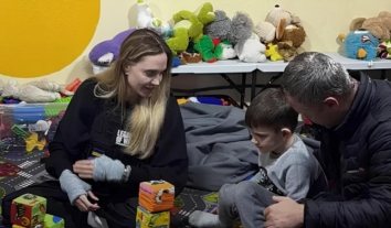 “Загроза безпілотників була постійною і відчутною”: акторка Анджеліна Джолі розповіла про візит до Миколаєва та Херсона