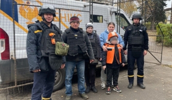 На Донеччині рятувальники евакуювали 10 мешканців Дружківки, серед них – троє дітей