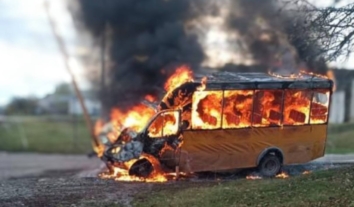 Російські дрони атакували цивільний транспорт на Сумщині: є постраждалий