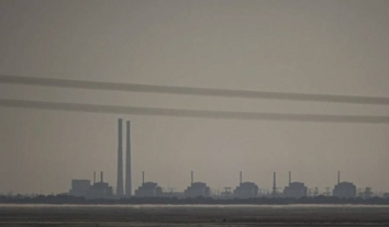 Запорізька АЕС знову опинилася під загрозою блекауту: станція втратила одну з ключових ліній живлення